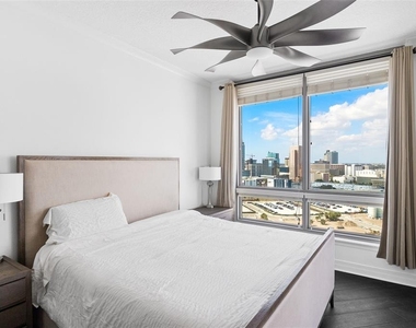 1209 E Cumberland Avenue - Photo Thumbnail 14