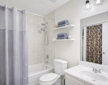501 S Magnolia Avenue - Photo Thumbnail 5