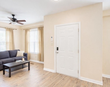 501 S Magnolia Avenue - Photo Thumbnail 8