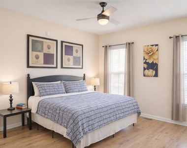 501 S Magnolia Avenue - Photo Thumbnail 2