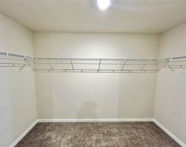 34751 Telluride Lane - Photo Thumbnail 24