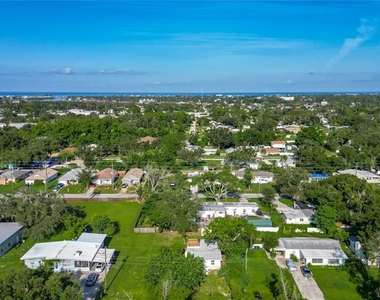 317 Jessica Street S - Photo Thumbnail 29