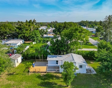 317 Jessica Street S - Photo Thumbnail 22