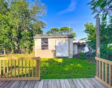 317 Jessica Street S - Photo Thumbnail 19