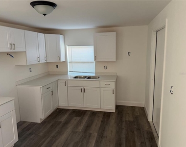 12599 Nw 38th Avenue - Photo Thumbnail 20