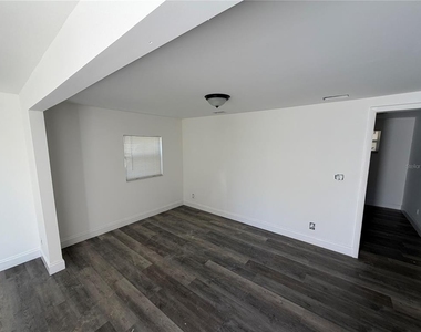 12599 Nw 38th Avenue - Photo Thumbnail 12