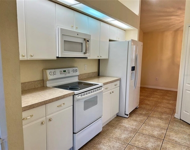 6795 David Boulevard - Photo Thumbnail 3