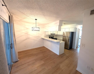 6740 121st Avenue - Photo Thumbnail 6