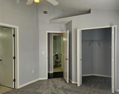 2321 Water View Loop - Photo Thumbnail 20