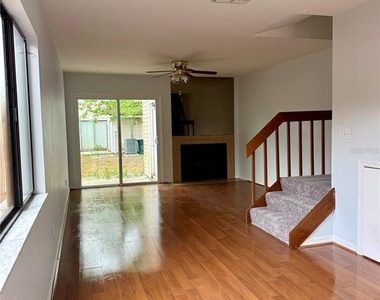 6264 Sw 8th Place - Photo Thumbnail 7