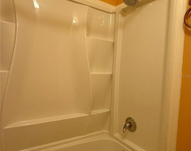 6264 Sw 8th Place - Photo Thumbnail 15