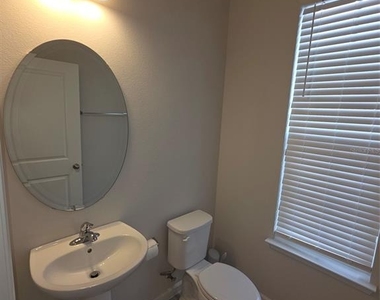3875 Denali Drive - Photo Thumbnail 5