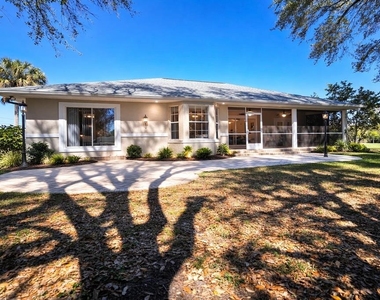 1440 Graham Circle - Photo Thumbnail 29