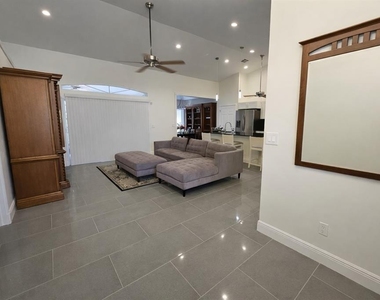 1440 Graham Circle - Photo Thumbnail 1