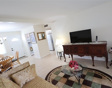 1807 Restful Drive - Photo Thumbnail 3