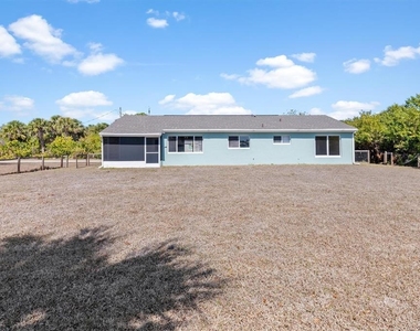 18019 Avonsdale Circle - Photo Thumbnail 22