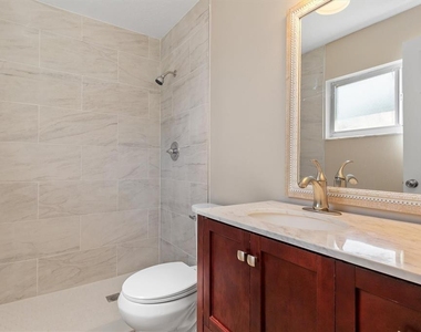 18019 Avonsdale Circle - Photo Thumbnail 13