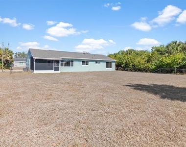 18019 Avonsdale Circle - Photo Thumbnail 21