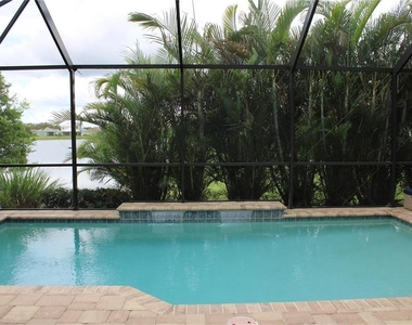 12749 Coastal Breeze Way - Photo Thumbnail 26