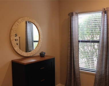12749 Coastal Breeze Way - Photo Thumbnail 18