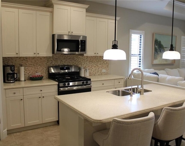 12749 Coastal Breeze Way - Photo Thumbnail 2