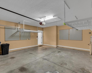 11790 Forest Park Circle - Photo Thumbnail 40
