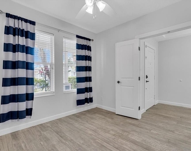 11790 Forest Park Circle - Photo Thumbnail 26