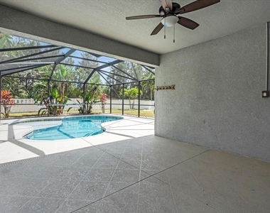 11790 Forest Park Circle - Photo Thumbnail 9