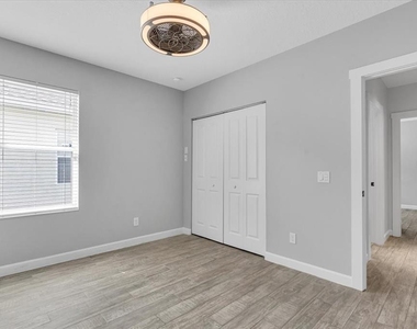 11790 Forest Park Circle - Photo Thumbnail 38