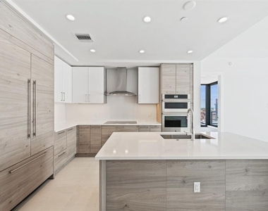 301 1st Street S - Photo Thumbnail 10