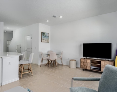 6011 Whetstone Court - Photo Thumbnail 6