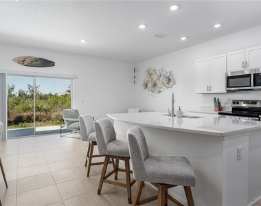 6011 Whetstone Court - Photo Thumbnail 4