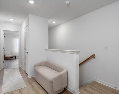 6011 Whetstone Court - Photo Thumbnail 10