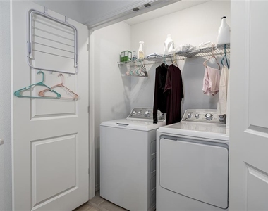 6011 Whetstone Court - Photo Thumbnail 11