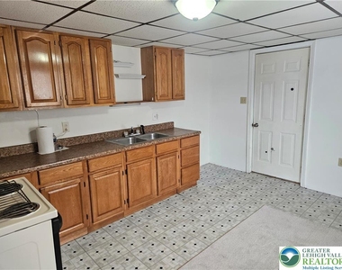 546 E Kline - Photo Thumbnail 4