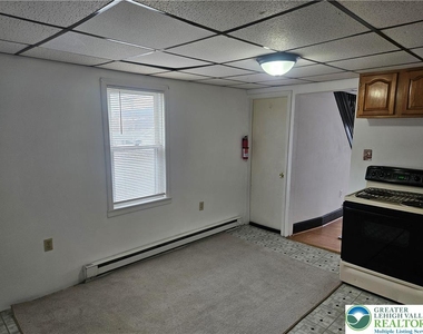 546 E Kline - Photo Thumbnail 3
