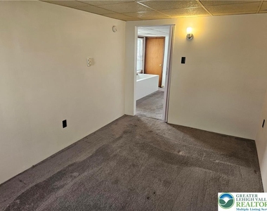 546 E Kline - Photo Thumbnail 10