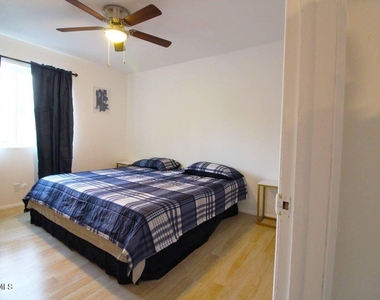 5200 Carousel Drive - Photo Thumbnail 8
