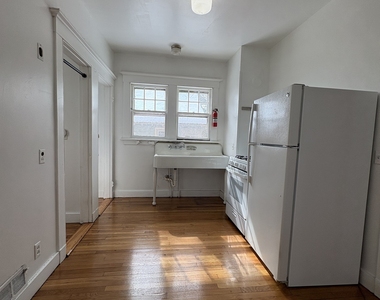49 Hubinger Street - Photo Thumbnail 3