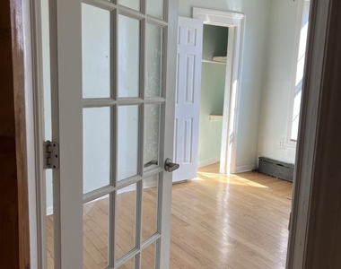 546 Congress Avenue - Photo Thumbnail 11