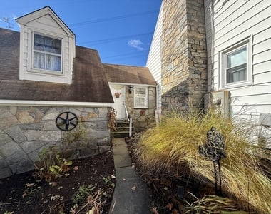 176 Pocono Road - Photo Thumbnail 11