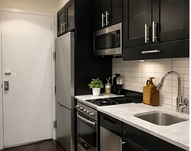 222 East 12th Street - Photo Thumbnail 1