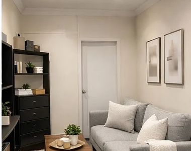 222 East 12th Street - Photo Thumbnail 2