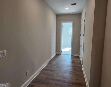 633 Stickley Oak Way - Photo Thumbnail 23