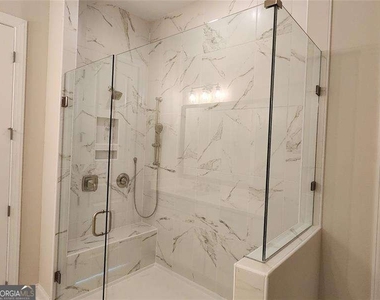 633 Stickley Oak Way - Photo Thumbnail 32