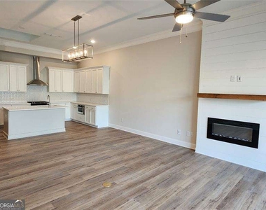 633 Stickley Oak Way - Photo Thumbnail 17