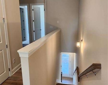 633 Stickley Oak Way - Photo Thumbnail 22