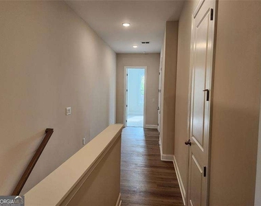 633 Stickley Oak Way - Photo Thumbnail 41