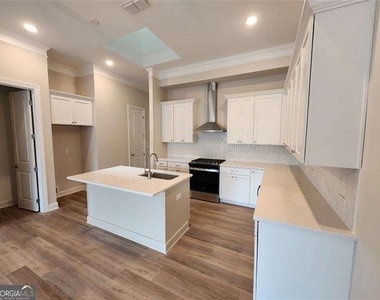 633 Stickley Oak Way - Photo Thumbnail 5