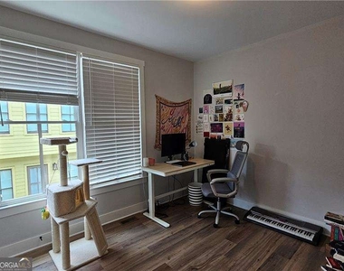 732 Perch Place - Photo Thumbnail 13